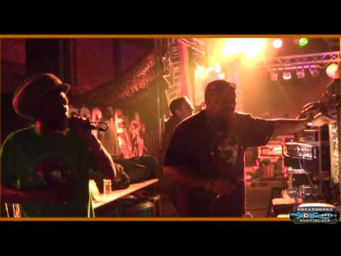 IRATION STEPPAS SOUND ft danman - world in danger \ haile him @ reggaebus night pt5 \ 17-05-2014