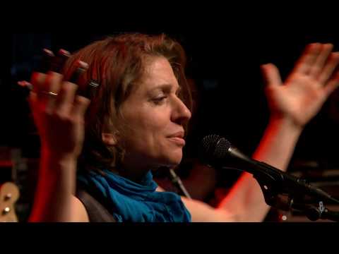 Ani DiFranco - Grand Canyon (eTown webisode #1194)