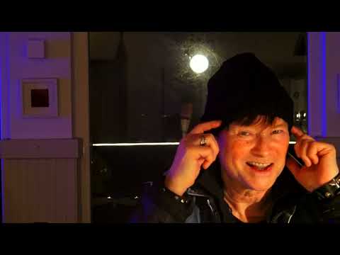 ABWÄRTS - Allein unter Flaschen (Official Video)