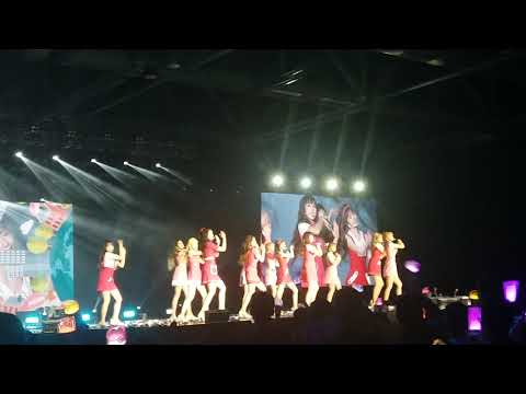 190713 IZ*ONE【EYES ON ME IN HK】 Airplane