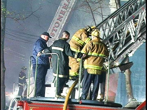 Lincoln St Stoneham MA 4 alarm fire 4/20/2005..