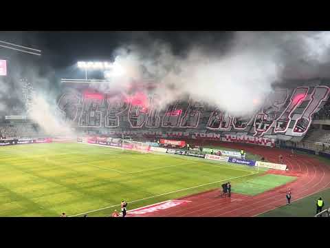 🧨Atmosferă ca în America de Sud la derby-ul U Cluj vs CFR Cluj.