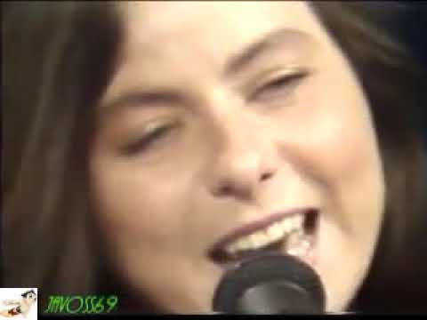 Celeste Carballo - Cuatro brazos cuatro Piernas