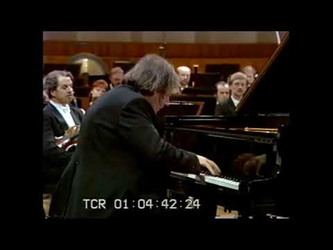 Grigory Sokolov plays Chopin Etude Op.25 No.12 in C minor "Ocean" - Video 1987