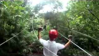 preview picture of video 'Costa Rica Zip Lining, Playa Langosta Trip'
