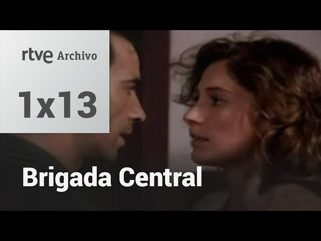 Vídeo relacionado con El hombre del reloj (Brigada Central 3)