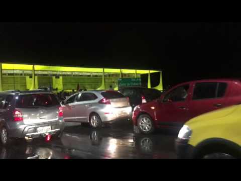 Manifestantes fazem buzinaço em frente ao Palácio do Planalto [2]