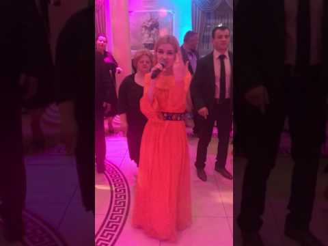 Mariana Mihaila in Ucraina - Biserica Alba