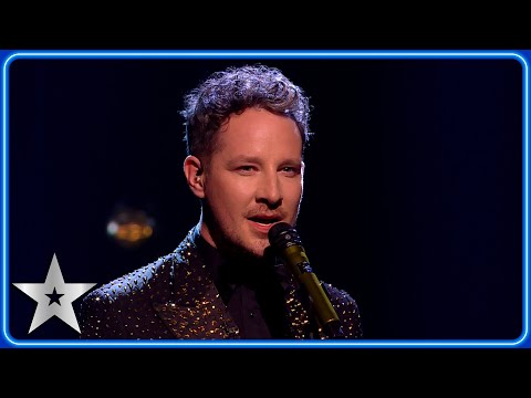 Viral sensation Max Fox lives out his DREAM with Frank Sinatra performance! | Semi-Finals | BGT 2025