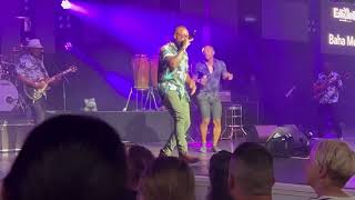 Baha Men Mashup &quot;It&#39;s a Small World&quot; &amp; &quot;Move It Like This&quot; Live at Epcot Food &amp; Wine Fest!
