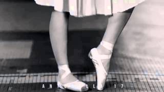 College 11 - Juliette (letra en español)