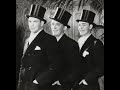"A Bench In The Park" Bing Crosby Rhythm Boys radio broadcast 1930