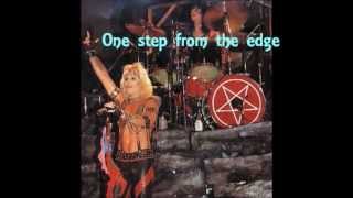 Mötley Crüe: Danger + lyrics