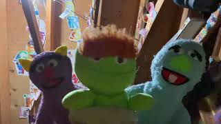 Oscar the Grouch Sings Swamp Mushy Muddy