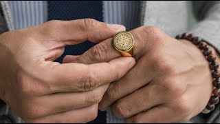 Gold-Tone Steel Signet Ring for Men | Lucleon by Trendhim