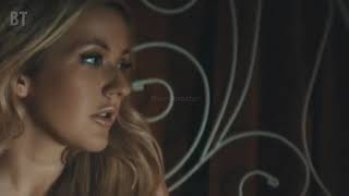 Calvin Harris - Outside ft. Ellie Goulding (Lyrics + Español) Video Official