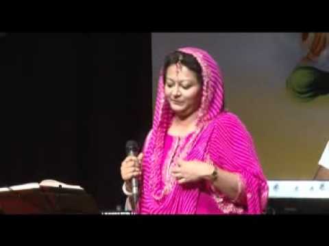 Sumita Saksena sings 'Tum Sang Preet Lagayi Rasiya'.mpg