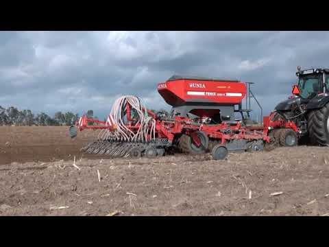 UNIA Fenix 3000 w pracy w okolicach Inowrocławia.