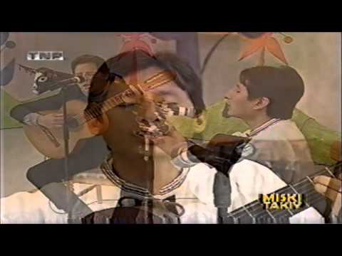 AMAR AMAR (yaravi)   Silverio  Andrade y Walter Humala (Peru)