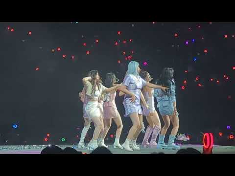 220215 TWICE LA MORE & MORE