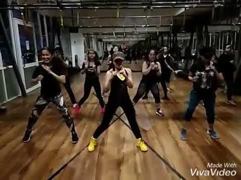 Zumba by song wiggle wop"keno with zin leila n zin ..