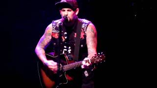 Benji Madden (Good Charlotte) - Beautiful Place (live 07/08/2011)