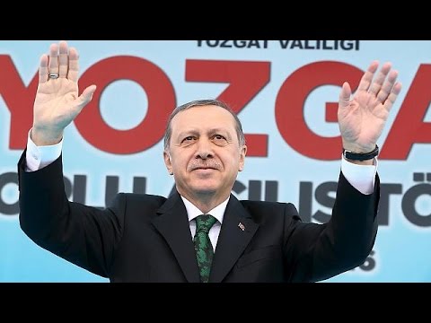 Extra 3 Erdogan Satire: Kommissionspräsident Juncker "missbilligt" Ankaras Reaktion
