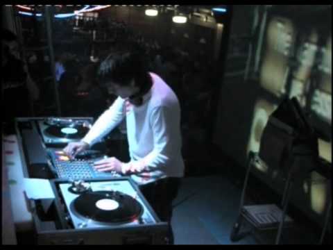 EIBISI HOUSE vol. 5  "The Glamourous Love Sessions" 2004