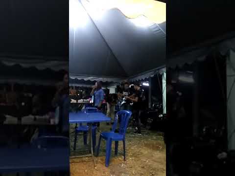 Diam-diam jatuh cinta by zieyra n santai band