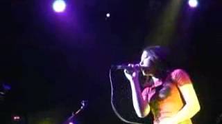 Michelle Branch - You Set Me Free Live Las Vegas 2001