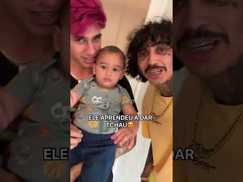 O Davi aprendeu a dar tchau😍