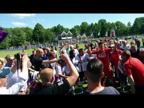 Fortuna Wormerveer feest na promotie 1e klasse.