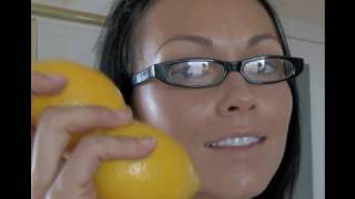The Skin Doctor: LEMON TRICK | Kandee Johnson