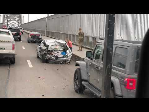 Car crushed on Bourne Bridge, 3x cars.