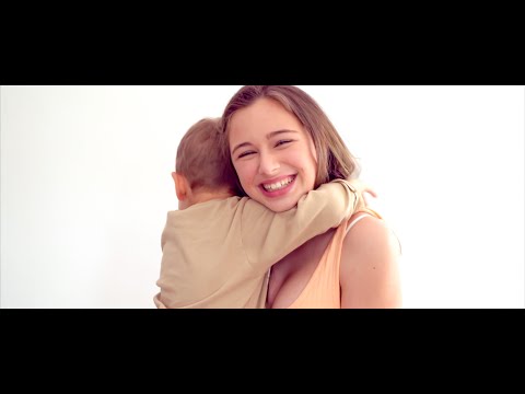 LEVANTA EL CORAZÓN (Videoclip oficial) Familia Carameluchi