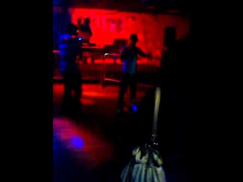 Skrill Will ,Bam Bam -Active (Live At Club Dollys)