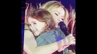 Helene Fischer, kleines Mädchen darf auf die Bühne, Live, Stuttgart 03.02.2018 (Fanmitschnitt)