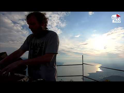 DJ Highman in the sky with Pass Live