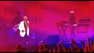Faithless - Sun To Me (Live at Brixton Academy) (Ministry of Sound TV)