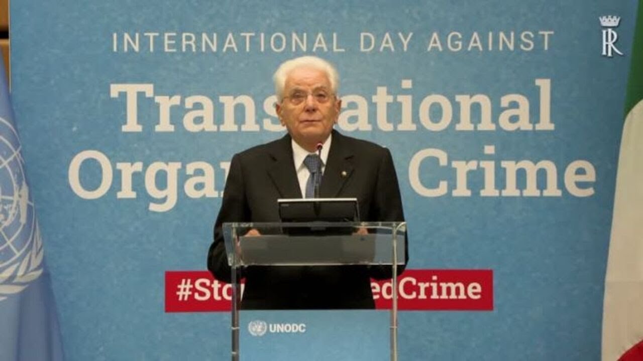 Mattarella: "Inaccettabili le allusioni all'impiego di armi nucleari"