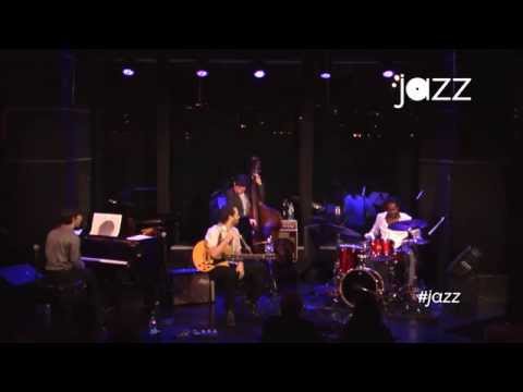 Yotam Silberstein Quartet Live @ Dizzy's Club Coca Cola - O Voo Da Mosca ( Jacob Do Bandolim)