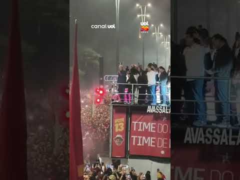 Lula discursa na Paulista e comemora resultado das urnas: “Essa vitória é de vocês”