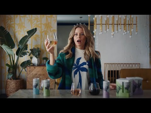 Elizabeth Banks Tries Luxury Wine in a Can | Archer Roose