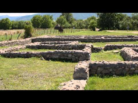 Biserica Sfântul Nicolae din Densus , Ulpia Traiana Sarmisegetusa, Biserica de Colt, Cetatea de Colt