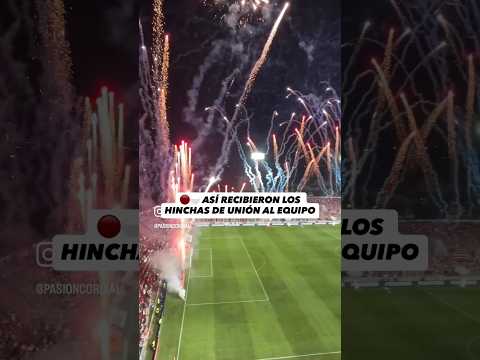 "RECIBIMIENTO DE #UNIÓN VS #GIMNASIA #TorneoClausura #Hinchada #UnionDeSantaFe #Tatengue #Futbol" Barra: La Barra de la Bomba &bull; Club: Unión de Santa Fe
