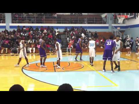 Thornridge Basketball( Thornridge Varsity vs.Thornton Varsi