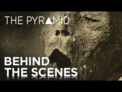 The Pyramid (Featurette 'Partners')