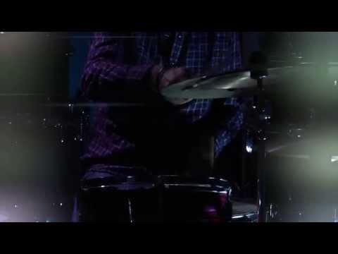 ANDREA REA  TRIO PROMO RESTLESS 2014