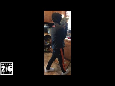 Stendo - Ain't Right Freestyle