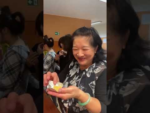 THĂM CLB KHIÊU VŨ CHIỀU CHỦ NHẬT AWO